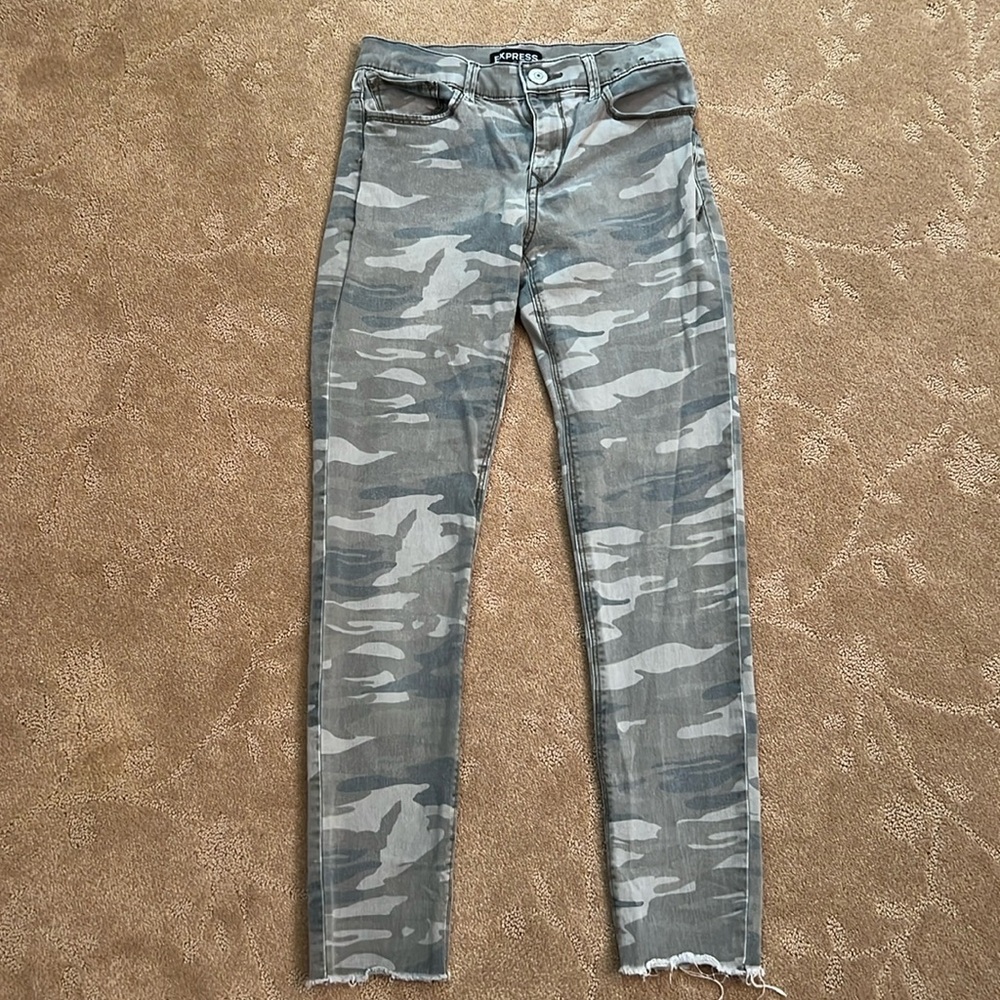 Express Ankle Mid Rise Legging Camouflage Jeans, Sz 00